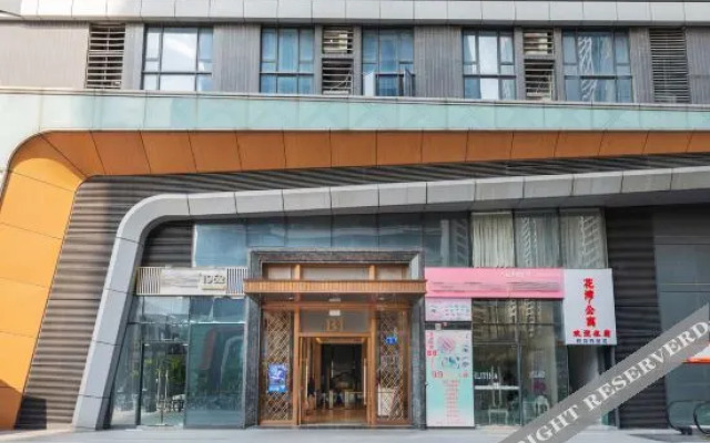 Huawan Apartment
