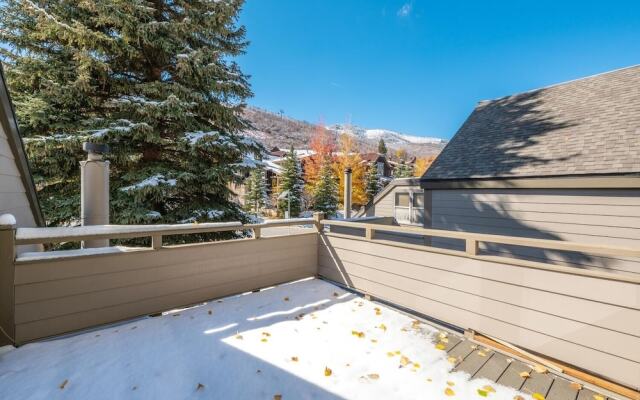 Pay Day Condominiums