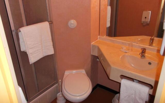 Brit Hotel Essentiel Moulins Avermes