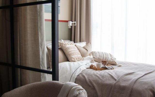 Ekb space apartments (Екб спэйс апартаменты) на улице Татищева 20