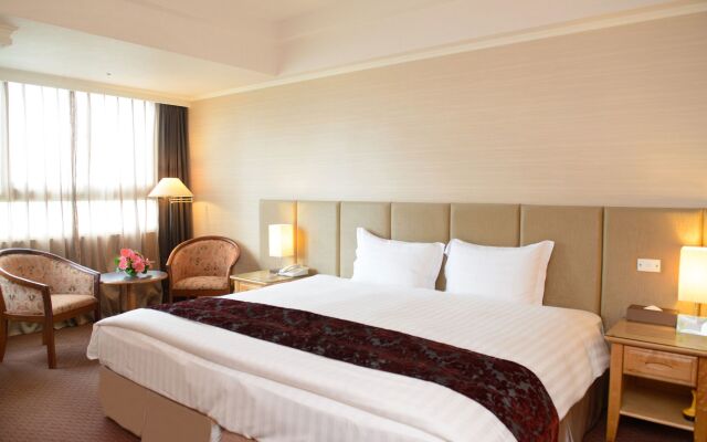 Taichung Maison de Chine-Pin Chen Building