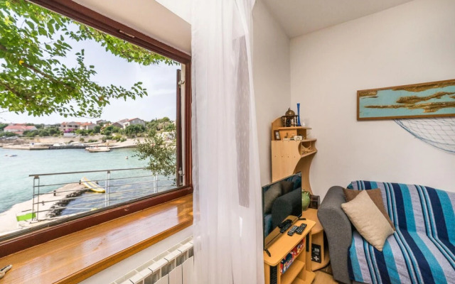 Amazing Home in Lun With Wifi and 3 Bedrooms