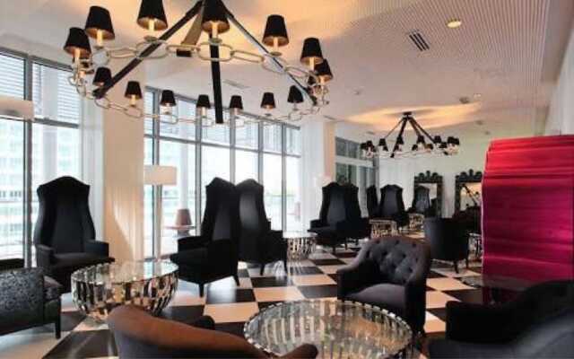 Azure 1BR Condo with Car Park by Nezpril