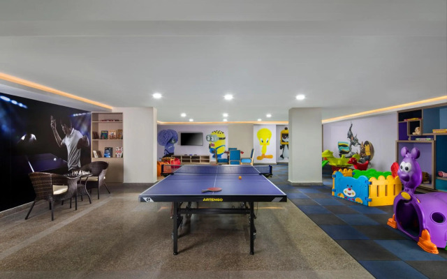 Sandal Suites Op. by Lemon Tree Hotels