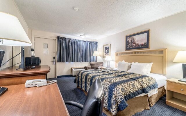 Red Carpet Inn & Suites - Albany Airport