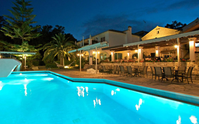 Paxos Club Resort & SPA