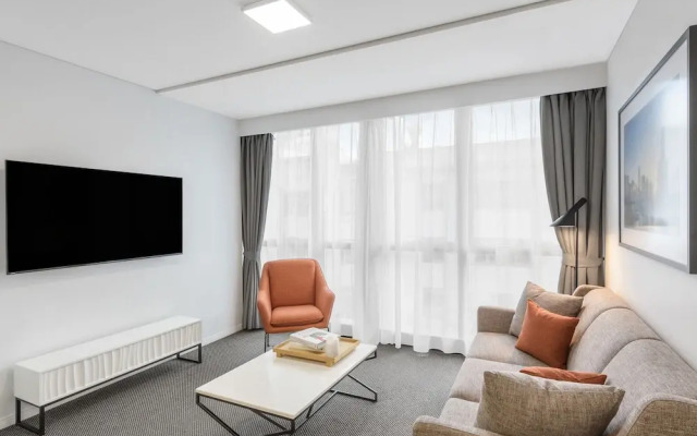 Meriton Suites Adelaide Street, Brisbane