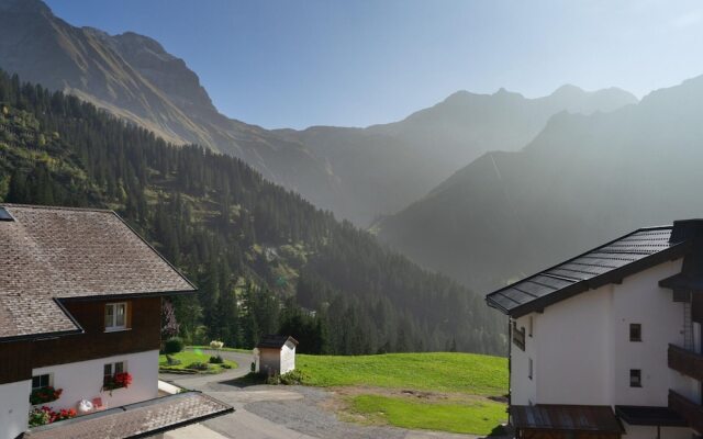 Apartment in Schrocken Near Ski Arlberg