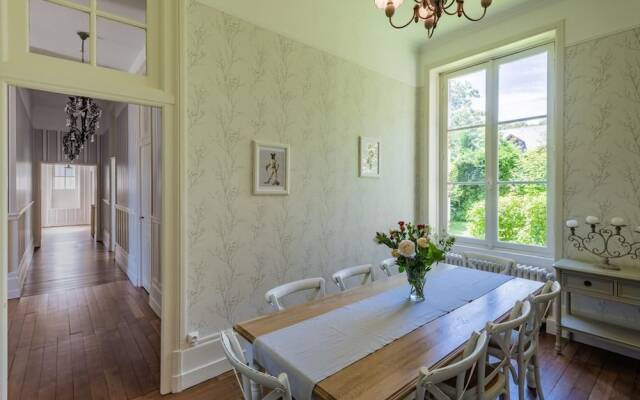 Pavillon De Subleine