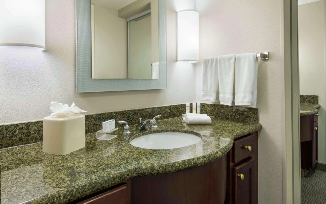 Homewood Suites by Hilton Tampa Airport - Westshore