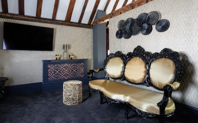 Staycations Maldon Suites