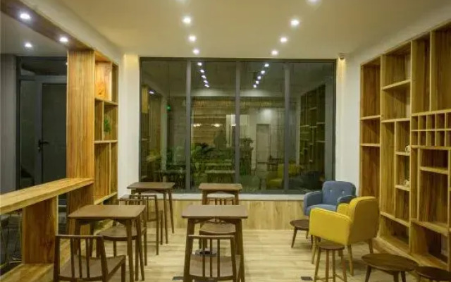 Heshun Maohong Shanju Inn