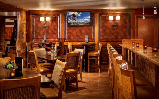 Snake River Lodge - Amenities at Sister Property