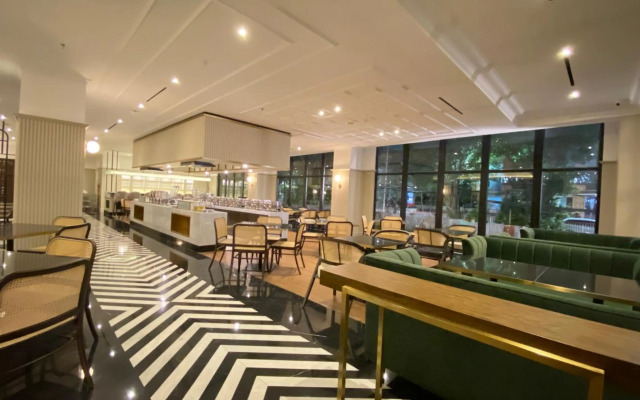 Maia Hotel