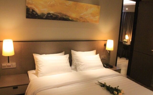 Home Inn Shanghai Pudong Airport Chuansha Subway Station