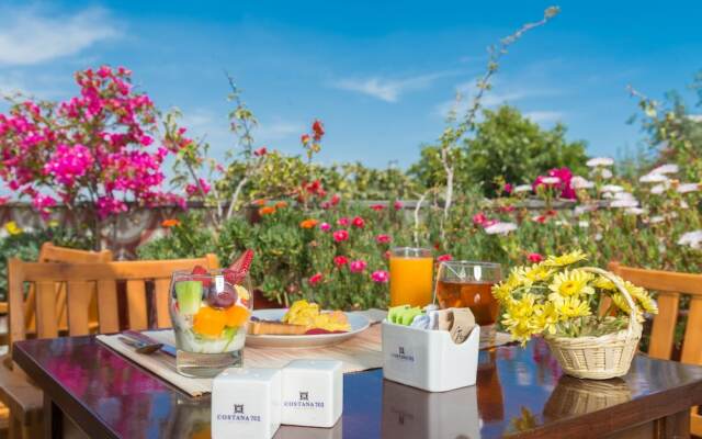 Costana 702 Hotel Boutique