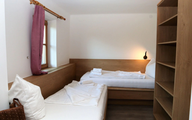 Holiday Home, Soll