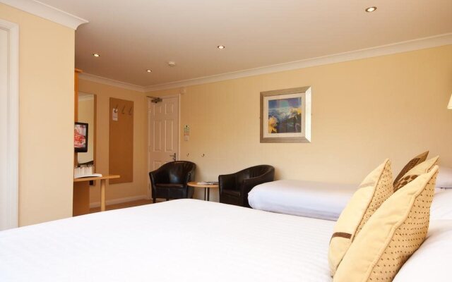 Lingwood Lodge
