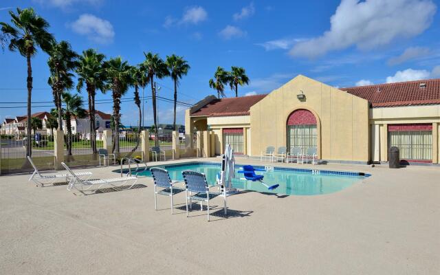 Aransas Bay Inn & Suites Corpus Christi by OYO