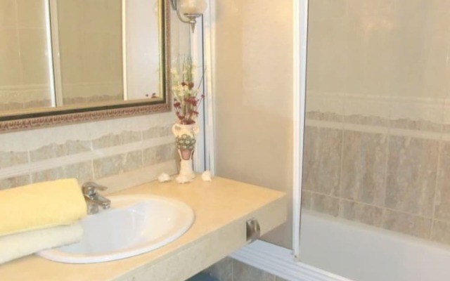 Apartment - 3 Bedrooms with Pool - 106587