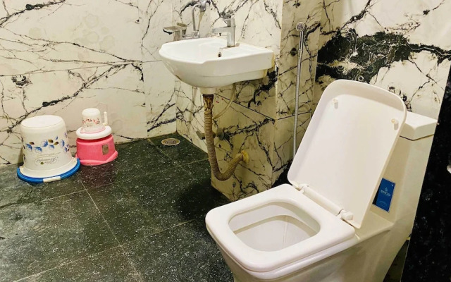 Hotel Sukh Vilas