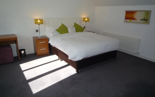 Castlemartyr Mews