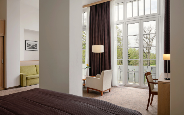 Harvey Spa Hotel - Image 3