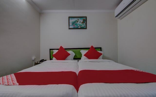 Oyo 14323 Anupama Hotel