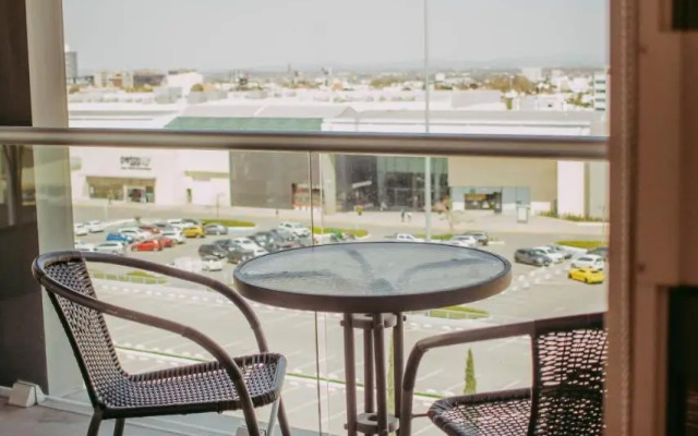 Millenium Plaza & Suites