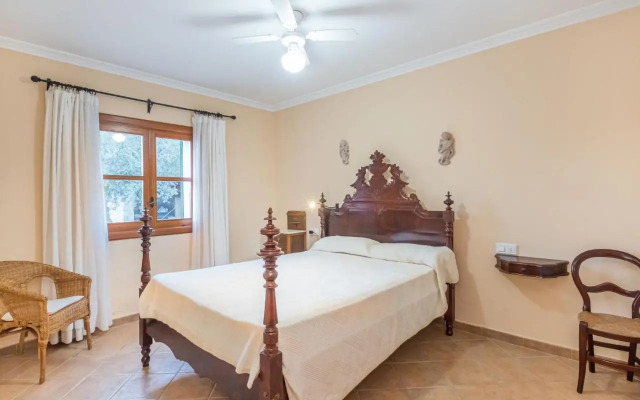 Holiday Home Es Barracar - CMI105