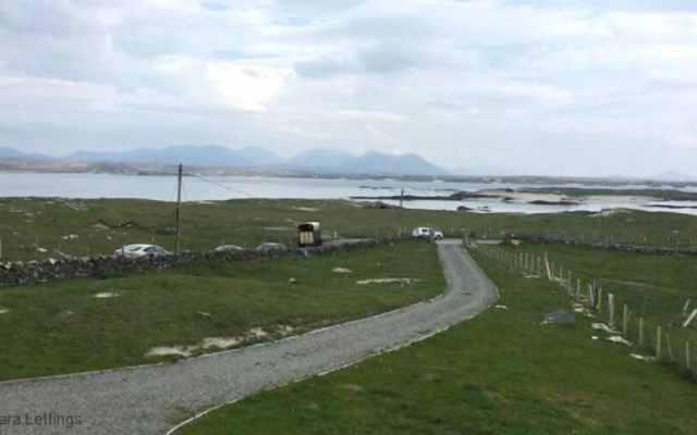 Mannin Bay Beach House