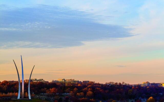 The Ritz-Carlton, Pentagon City