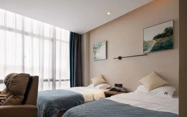 Jingyuan E-sports Hotel