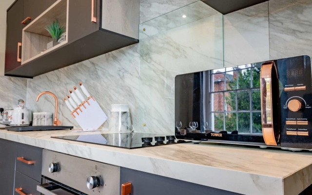 Host Stay Shaw Street Flat