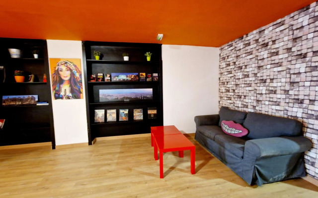 Arc House