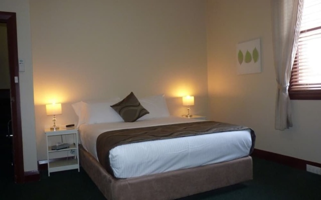 Duntryleague Guesthouse – Guest Rooms – Orange
