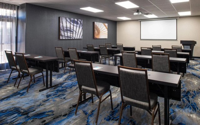 Fairfield Inn & Suites by Marriott Bakersfield Central