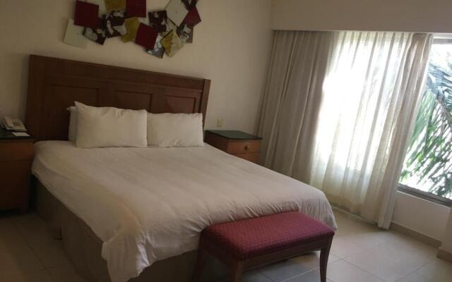 Ambiance Suites Cancun