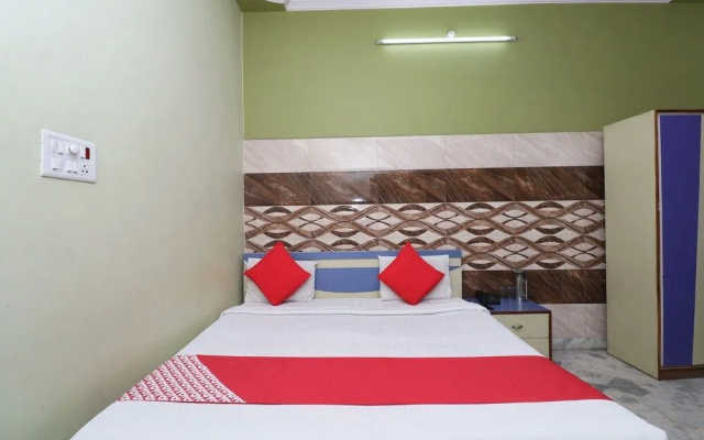 Hotel Taj Palace By OYO Rooms