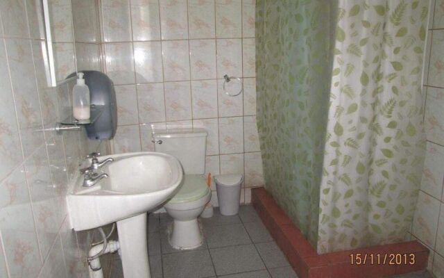 Hostal Chaptex - Hostel