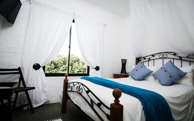 The Surf Shack - Backpackers/Hostel