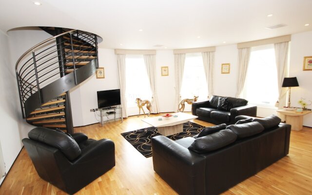 93A Grey Street Apartments