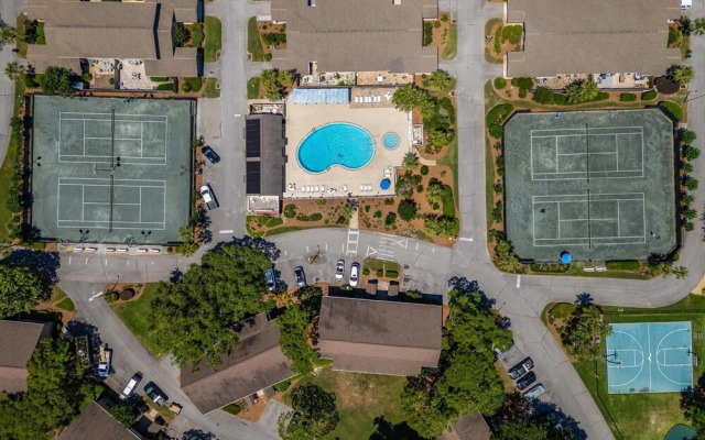 Seascape Lakefront Villas 124