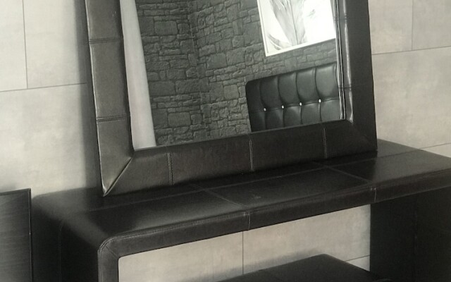 Saina Hotel