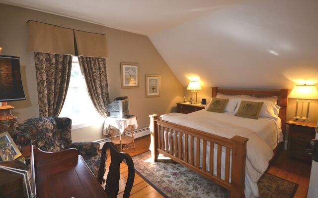 The Briarwood B&B