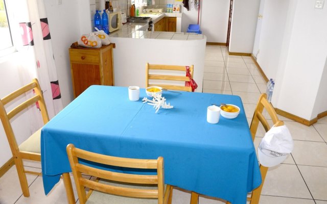 Apartment With 3 Bedrooms in Blue Bay, With Wonderful sea View, Enclosed Garden and Wifi - 300 m From the Beach