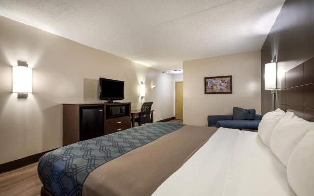 Econo Lodge Darien Lakes