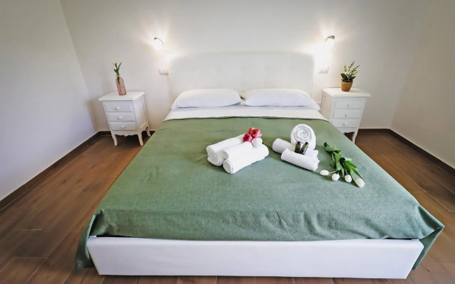 ACQUASANTA Relais