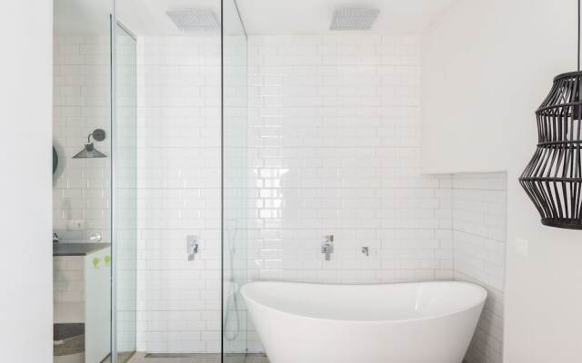 Cozy Holiday Apartment With Terrace and BBQ