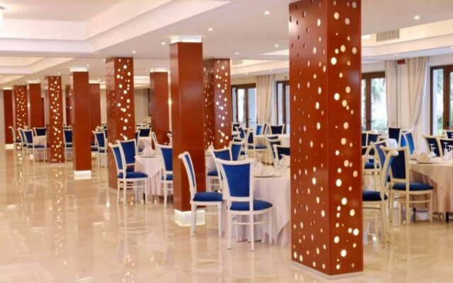 Prince Franklyn Hotel